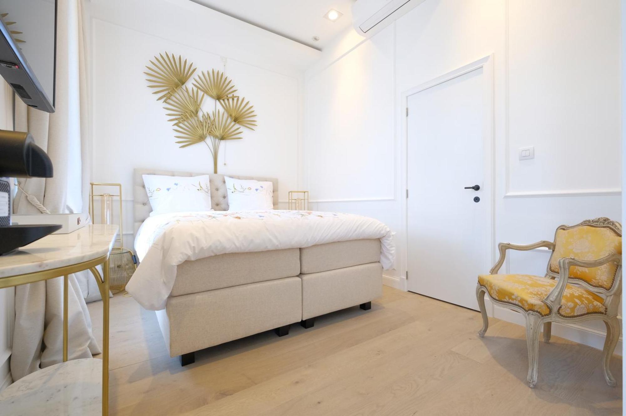 Room Jade - La Maison De La Duchesse De La Valliere - Parking Prive Bergen Buitenkant foto
